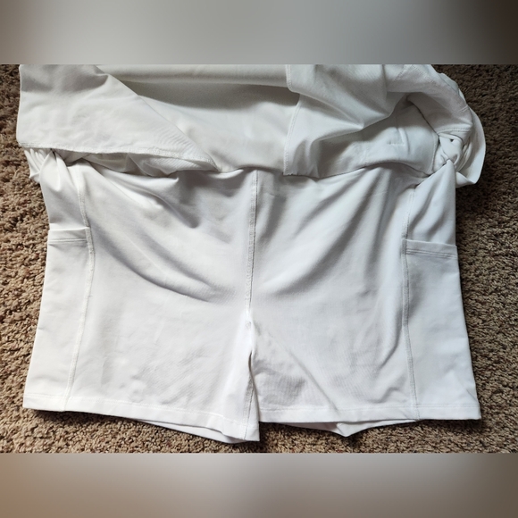 Athleta White 18" Fairway Skort 2X - Picture 6 of 13